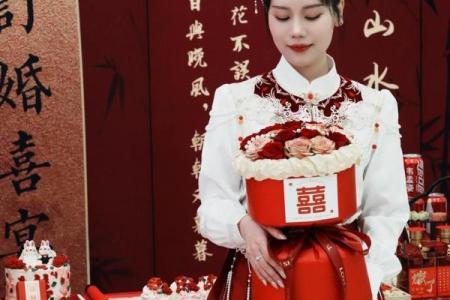 2025年10月订婚的日子