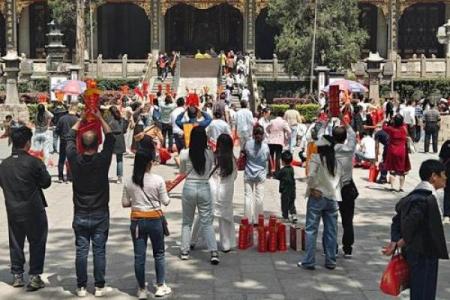 2025年8月最适合祈福的黄道吉日是哪几天